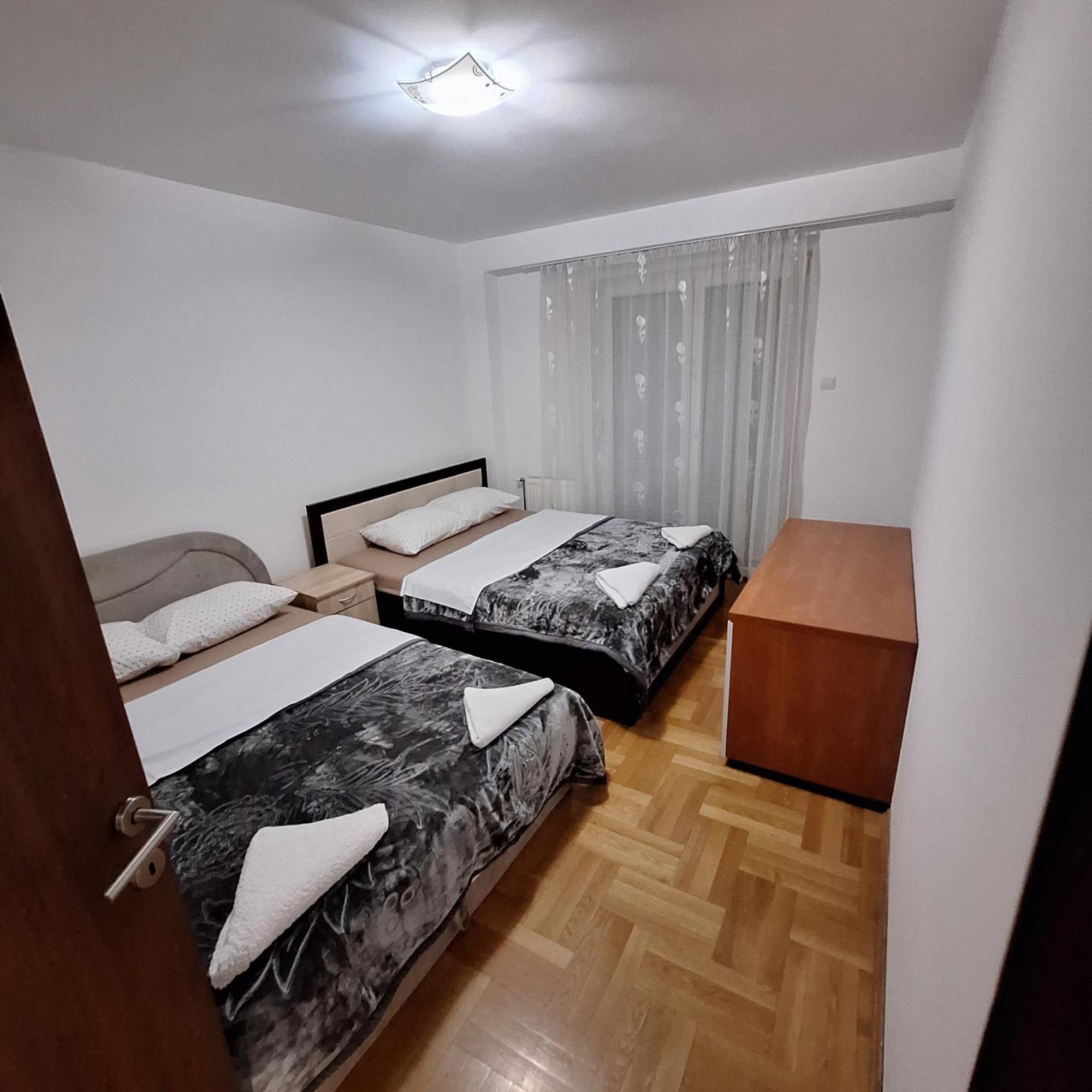 Luks Apartment Banja Luka Extérieur photo